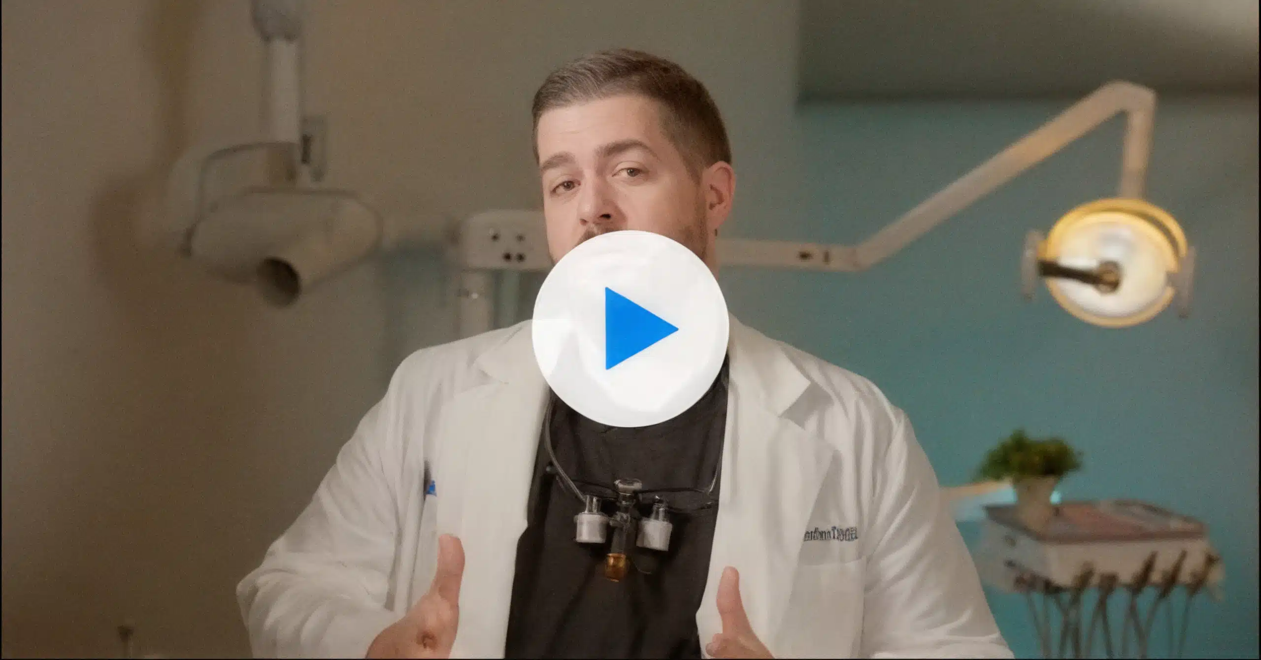 Clear-Aligners-video-thumbnail_2026-07-14_05_38_02.228663